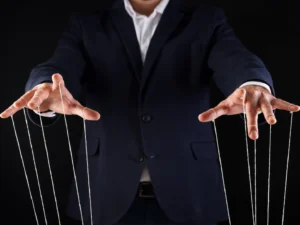 Hvad er en Psykopat og en Narcissist? Forskelle og Kendetegn